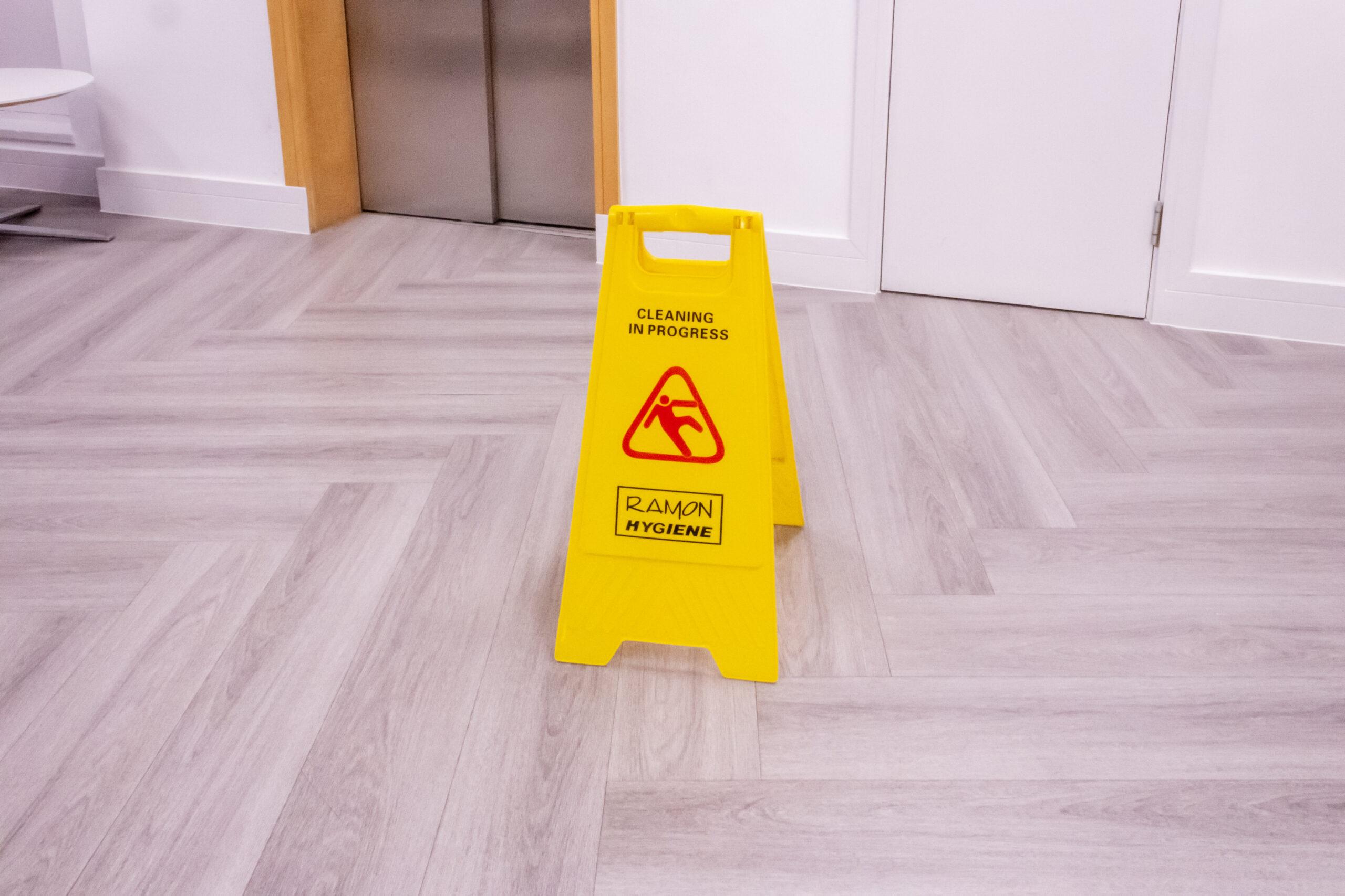 Office Cleaning Sign - Professional Commercial Cleaning Services - AM Facilities